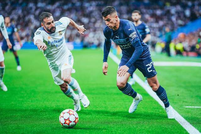 天台上的浴池