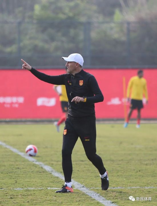大胸女教师冲田杏梨无删