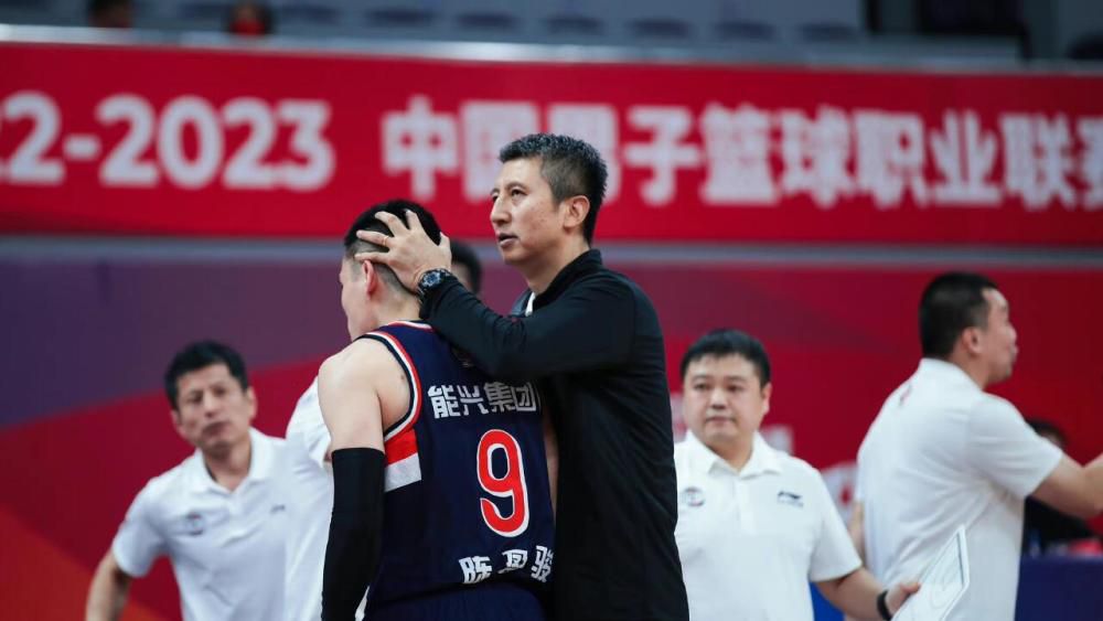 胡桃大战史莱姆樱花动漫免费的
