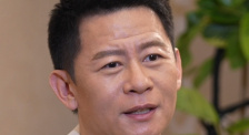 秘书下面又紧又湿